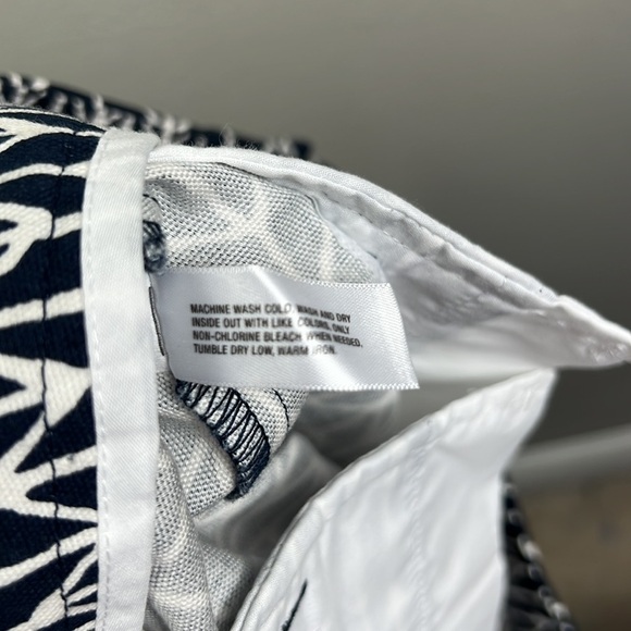 NWT Banana Republic Clean Front Shorts Modern Navy 0 - Picture 9 of 9